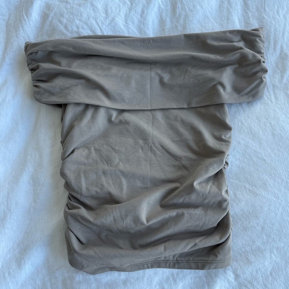 Abercrombie & Fitch Taupe Off the Shoulder Top